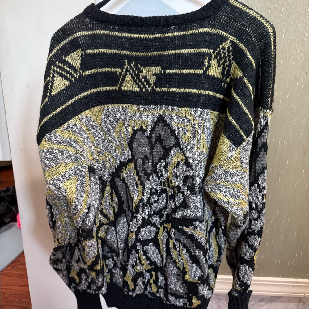 Men sweater classy wool and cotton. Excellent condition Great sweater
